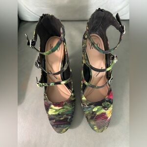 Olsenboye Vibrant Strappy Heels